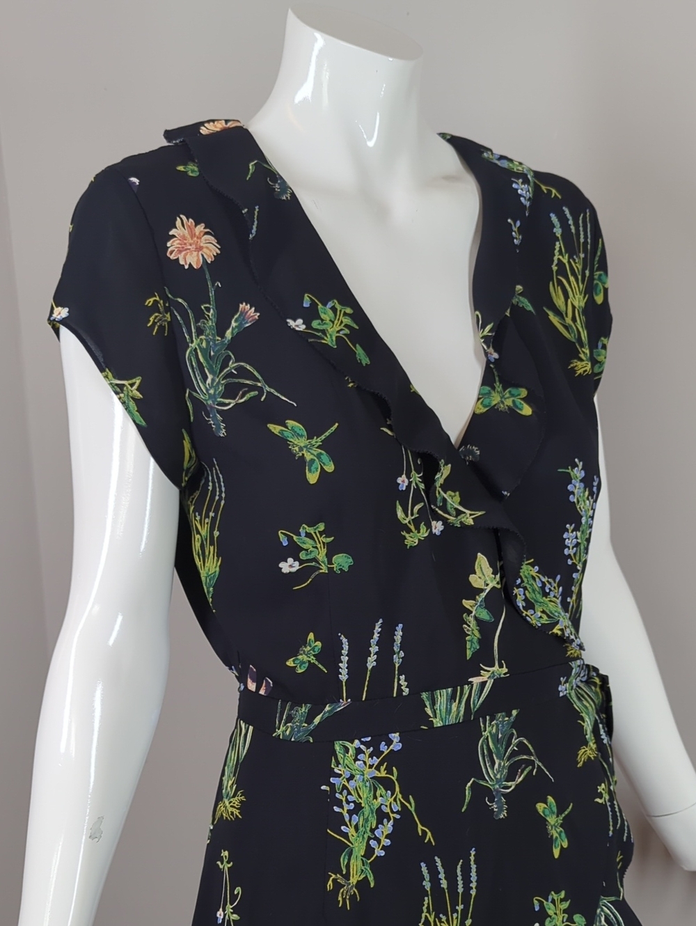 Sunday Best Black Floral Wrap Mini Dress Ruffles Summer Vacation Small - Picture 5 of 9
